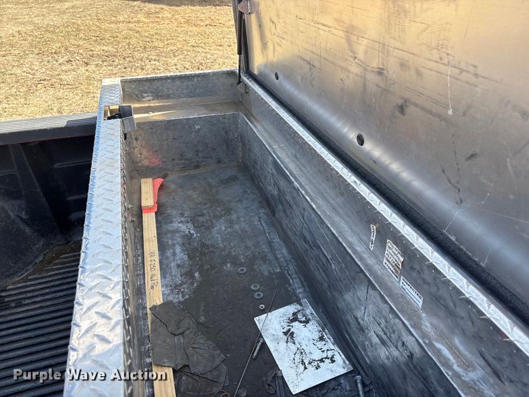 image for item FG2739 1999 Ford F250 Super Duty pickup truck