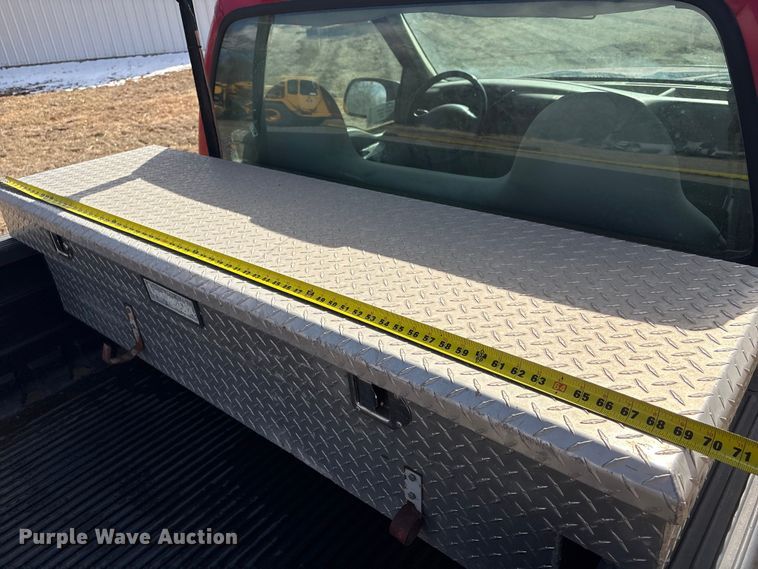 image for item FG2739 1999 Ford F250 Super Duty pickup truck