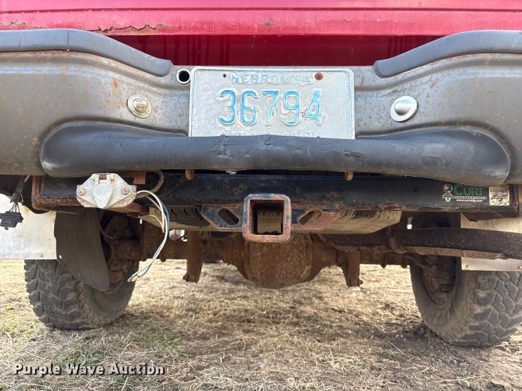 image for item FG2739 1999 Ford F250 Super Duty pickup truck