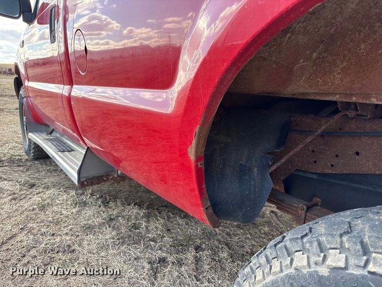 image for item FG2739 1999 Ford F250 Super Duty pickup truck