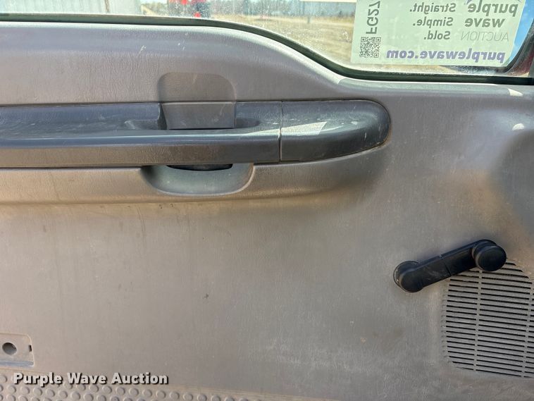 image for item FG2739 1999 Ford F250 Super Duty pickup truck