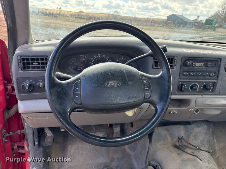 image for item FG2739 1999 Ford F250 Super Duty pickup truck