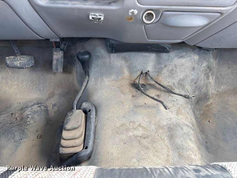 image for item FG2739 1999 Ford F250 Super Duty pickup truck