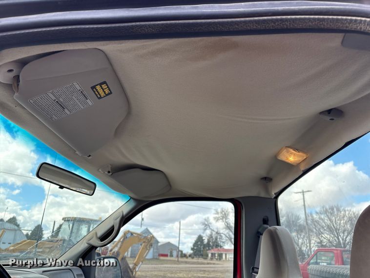 image for item FG2739 1999 Ford F250 Super Duty pickup truck