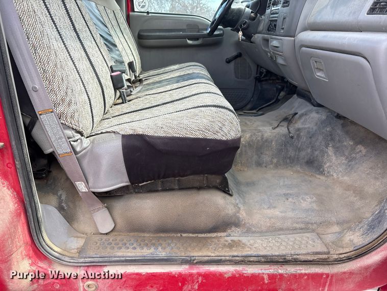 image for item FG2739 1999 Ford F250 Super Duty pickup truck