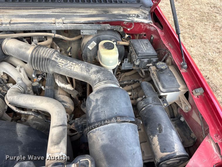 image for item FG2739 1999 Ford F250 Super Duty pickup truck