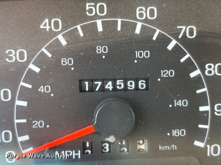 image for item FG2739 1999 Ford F250 Super Duty pickup truck