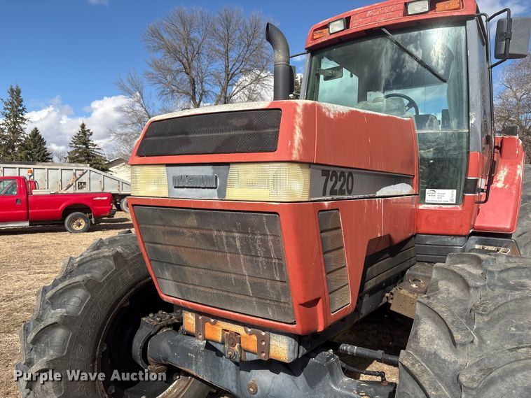 image for item FG2740 1995 Case IH 7220 MFWD tractor
