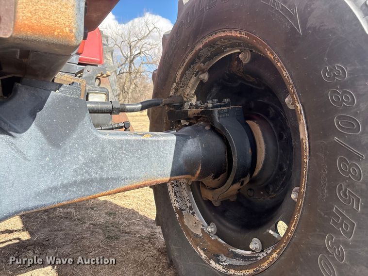 image for item FG2740 1995 Case IH 7220 MFWD tractor