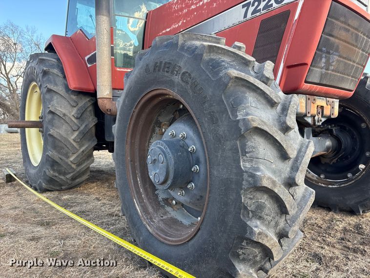 image for item FG2740 1995 Case IH 7220 MFWD tractor