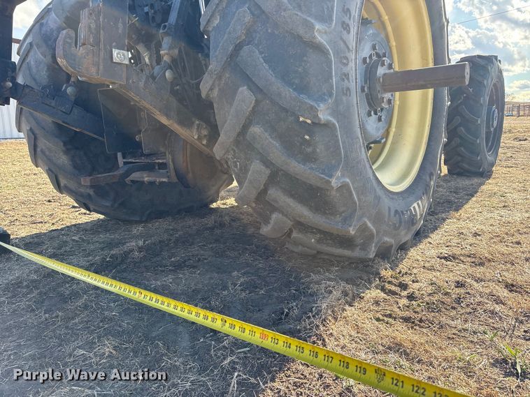 image for item FG2740 1995 Case IH 7220 MFWD tractor