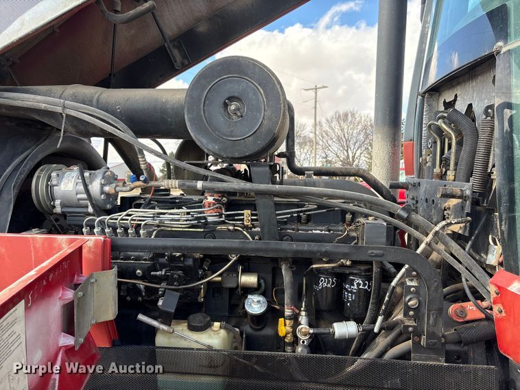 image for item FG2740 1995 Case IH 7220 MFWD tractor