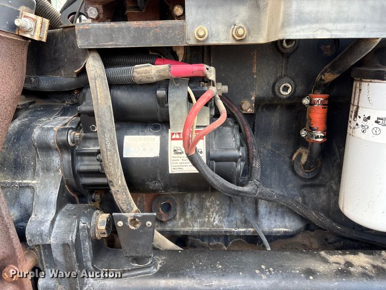 image for item FG2740 1995 Case IH 7220 MFWD tractor