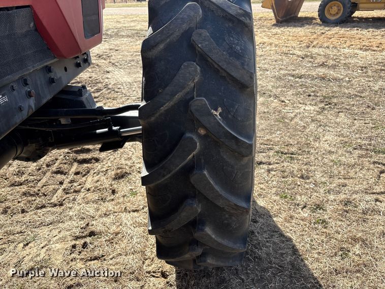 image for item FG2740 1995 Case IH 7220 MFWD tractor