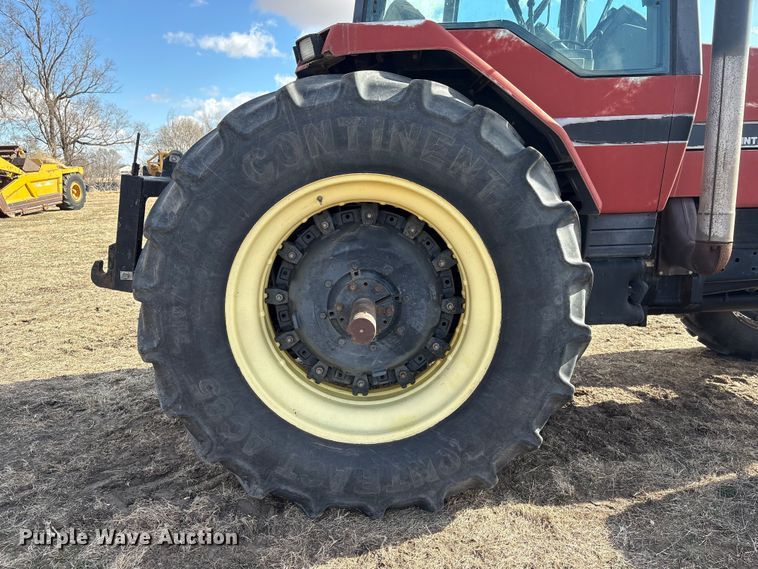 image for item FG2740 1995 Case IH 7220 MFWD tractor