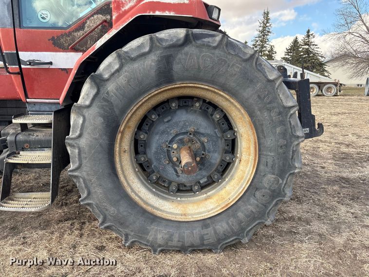 image for item FG2740 1995 Case IH 7220 MFWD tractor