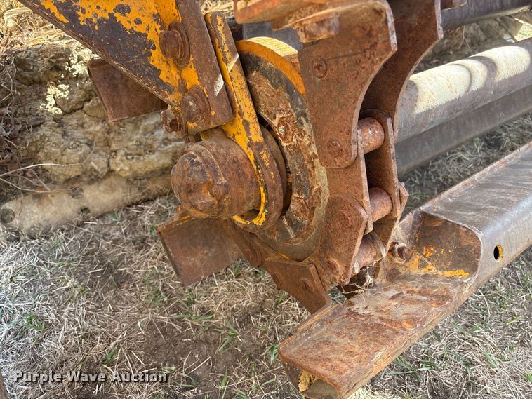 image for item FG2741 1982 John Deere 762-A elevating scraper