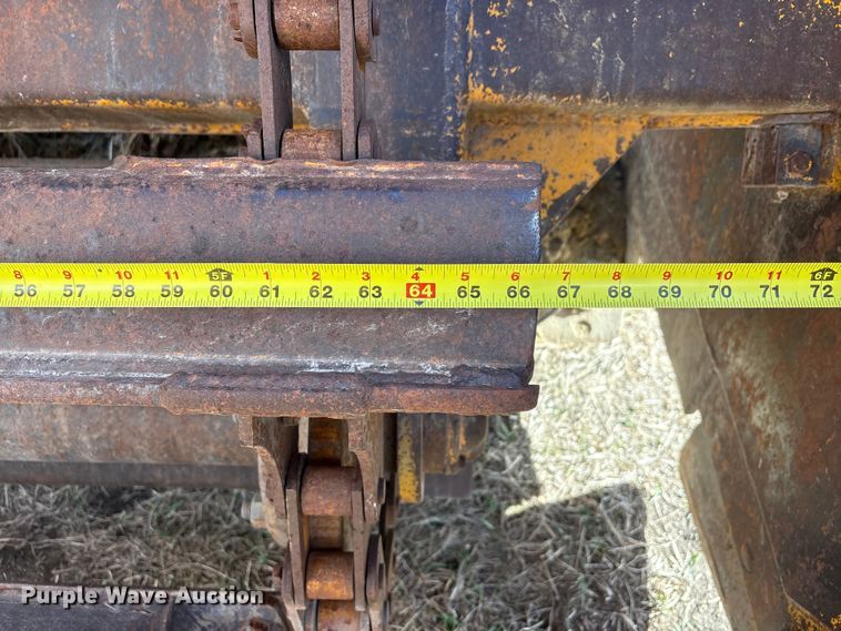 image for item FG2741 1982 John Deere 762-A elevating scraper