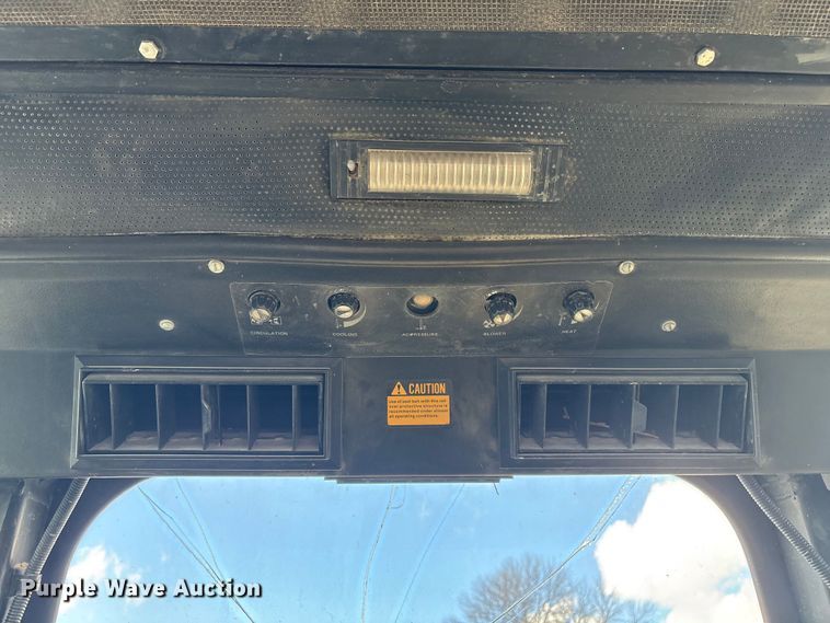 image for item FG2741 1982 John Deere 762-A elevating scraper