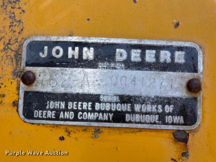 image for item FG2741 1982 John Deere 762-A elevating scraper