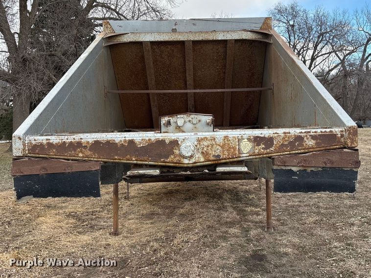 image for item FG2742 1998 Ranco SG20-40-2 bottom dump trailer