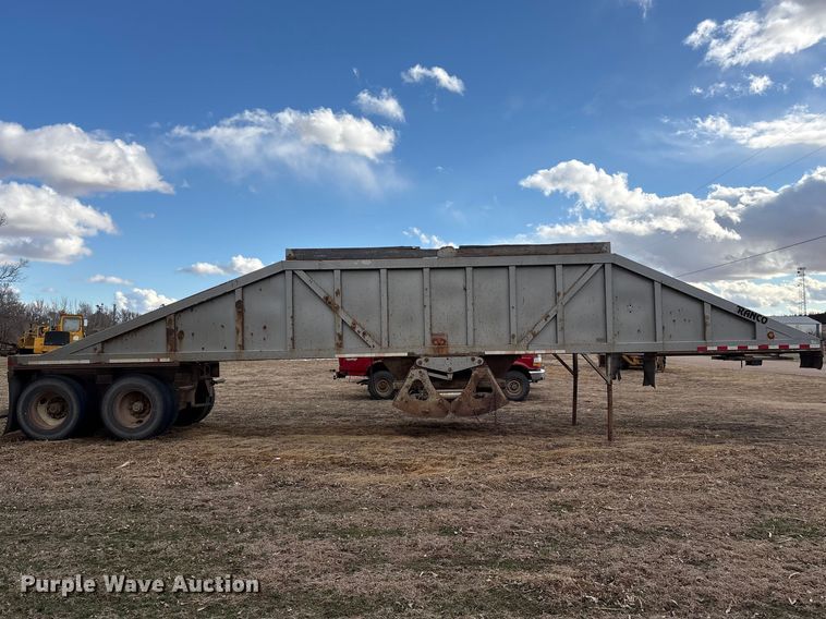image for item FG2742 1998 Ranco SG20-40-2 bottom dump trailer
