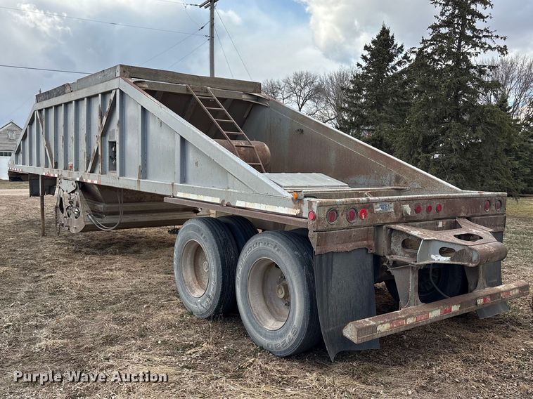image for item FG2742 1998 Ranco SG20-40-2 bottom dump trailer