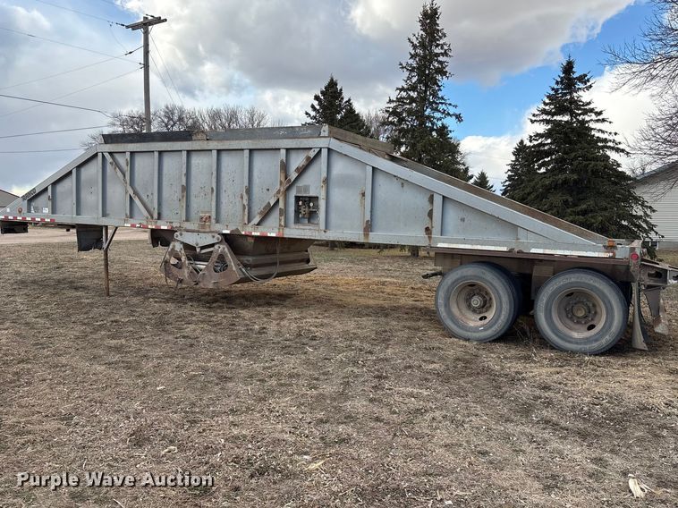 image for item FG2742 1998 Ranco SG20-40-2 bottom dump trailer