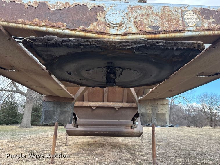 image for item FG2742 1998 Ranco SG20-40-2 bottom dump trailer