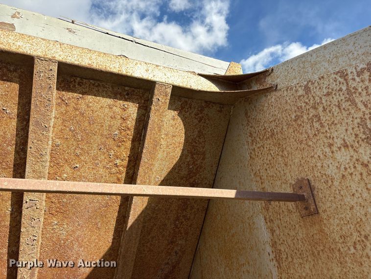 image for item FG2742 1998 Ranco SG20-40-2 bottom dump trailer