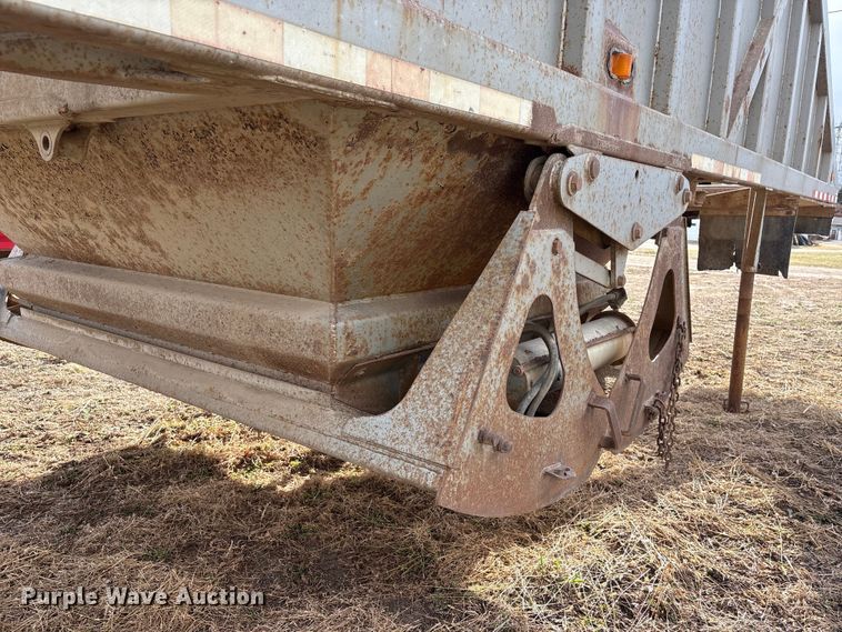 image for item FG2742 1998 Ranco SG20-40-2 bottom dump trailer