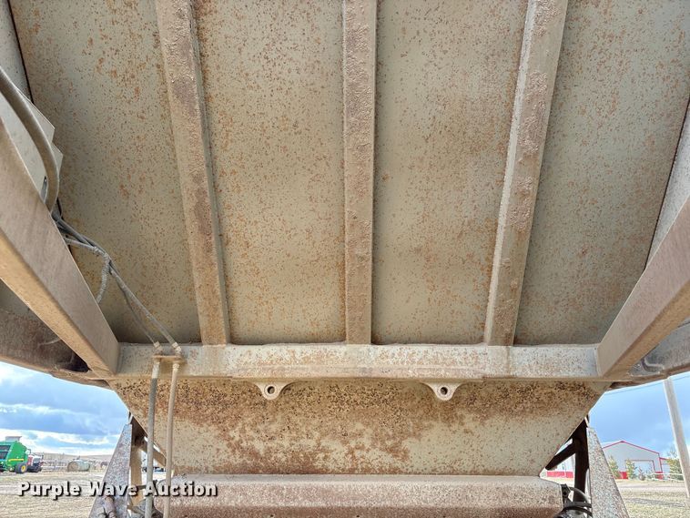 image for item FG2742 1998 Ranco SG20-40-2 bottom dump trailer