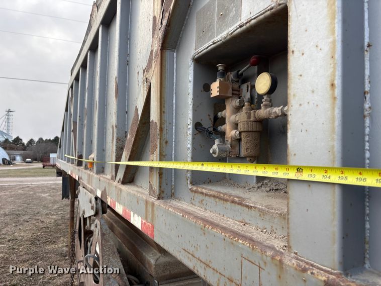 image for item FG2742 1998 Ranco SG20-40-2 bottom dump trailer