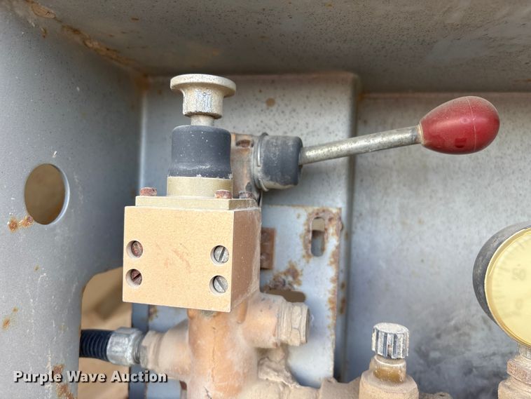 image for item FG2742 1998 Ranco SG20-40-2 bottom dump trailer