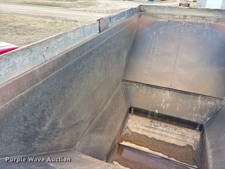 image for item FG2742 1998 Ranco SG20-40-2 bottom dump trailer