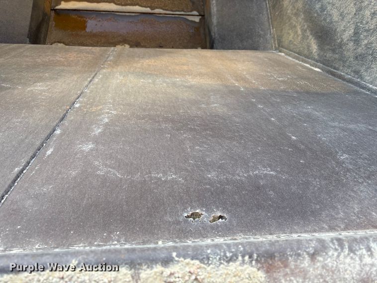 image for item FG2742 1998 Ranco SG20-40-2 bottom dump trailer