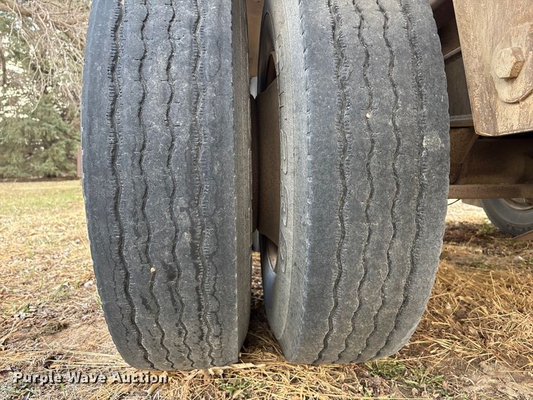 image for item FG2742 1998 Ranco SG20-40-2 bottom dump trailer