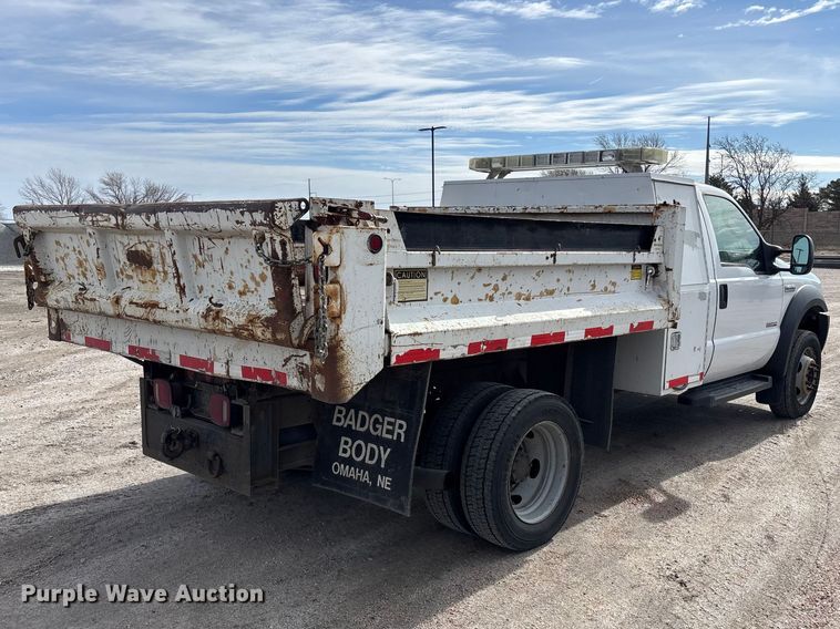 image for item FG2743 2007 Ford F450 Super Duty dump truck