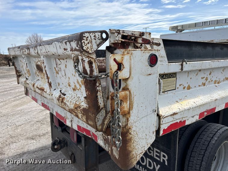image for item FG2743 2007 Ford F450 Super Duty dump truck