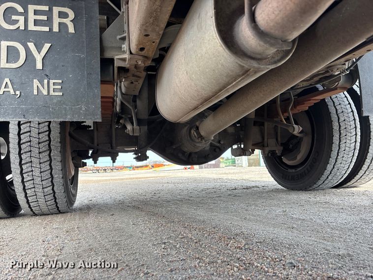 image for item FG2743 2007 Ford F450 Super Duty dump truck