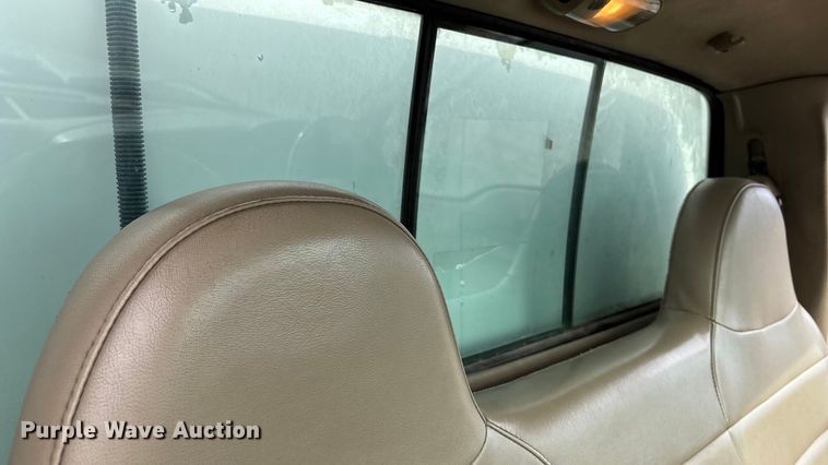 image for item FG2743 2007 Ford F450 Super Duty dump truck