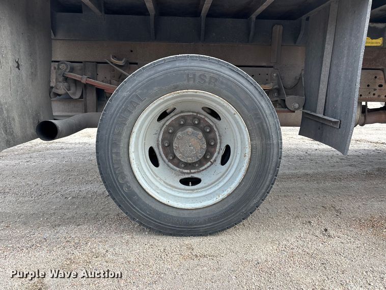 image for item FG2743 2007 Ford F450 Super Duty dump truck