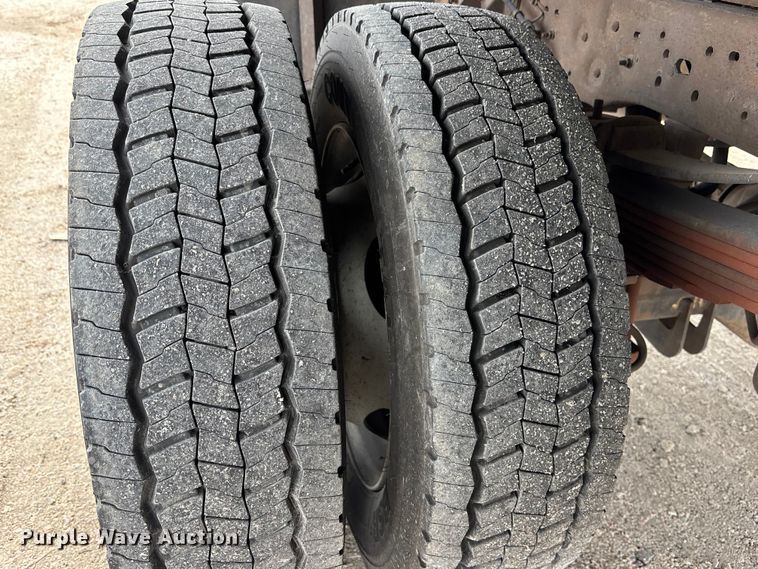 image for item FG2743 2007 Ford F450 Super Duty dump truck