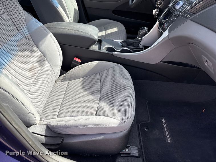 image for item FG2771 2011 Hyundai Sonata 