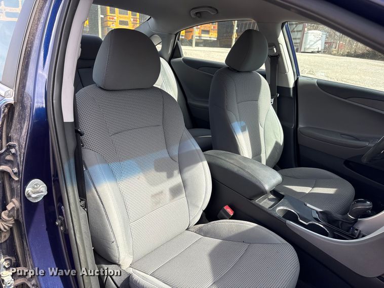 image for item FG2771 2011 Hyundai Sonata 