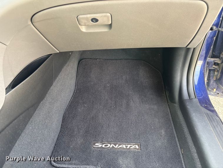 image for item FG2771 2011 Hyundai Sonata 