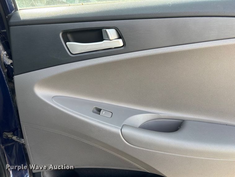 image for item FG2771 2011 Hyundai Sonata 