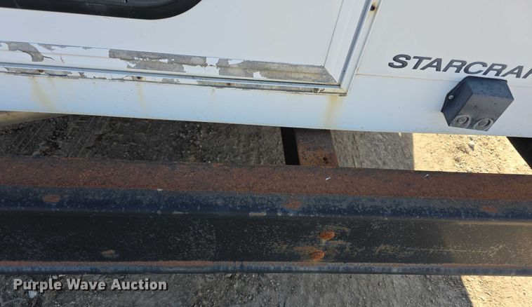 image for item FI0601 2008 Ford E450 Super Duty shuttle bus