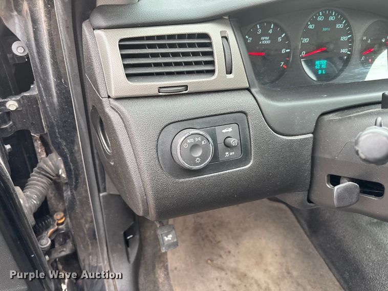 image for item FI0696 2014 Chevrolet Impala Police Cruiser 