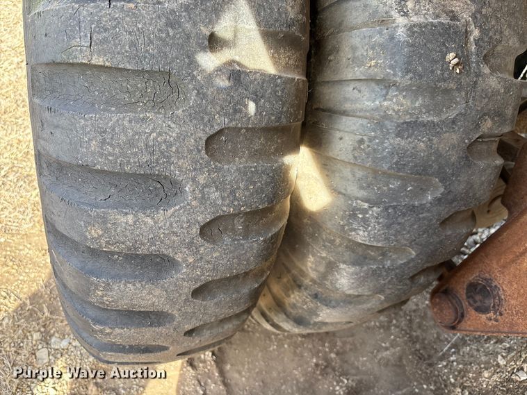 image for item FI0853 1970 Fruehauf FFZ9F240 Z-Van dry van trailer